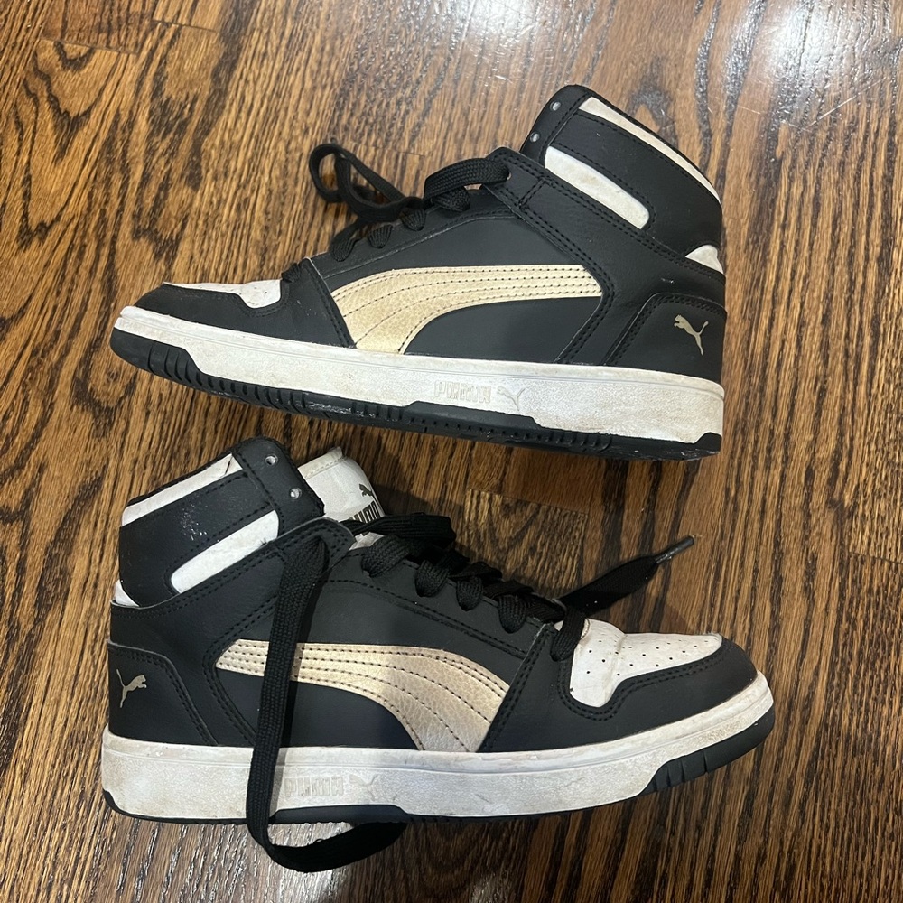 Boys Puma Shoe